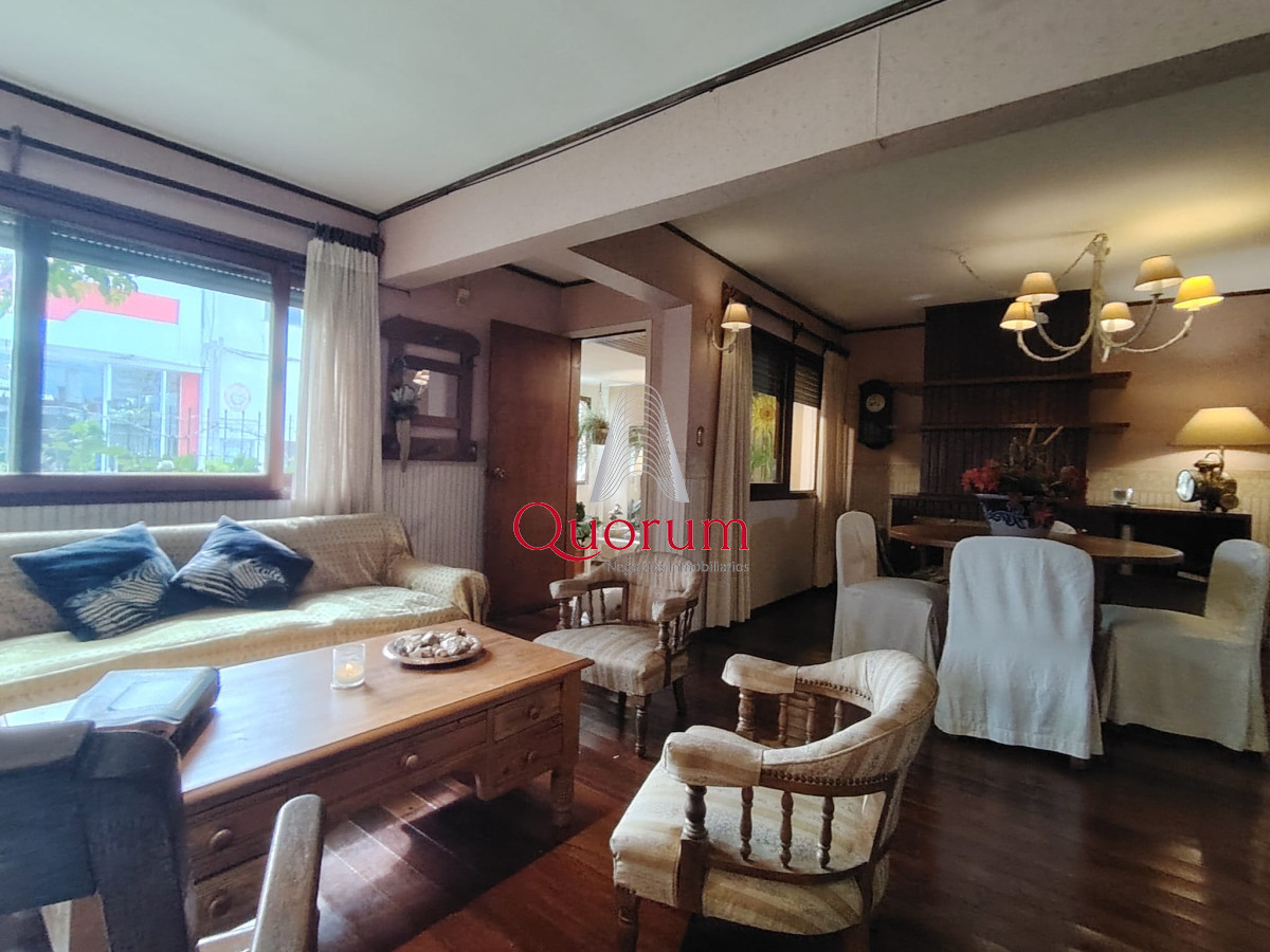 Casa ID.500 - Venta casa 3 dormitorios 2 baños y apartamento con entrada independiente en el centro de Maldonado Maldonado