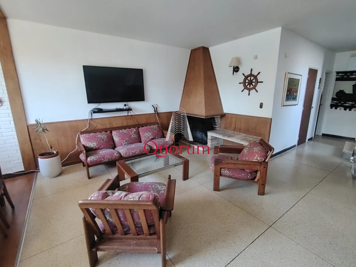 Casa ID.548 - Alquiler temporada 2027 Casa 4 dormitorios Punta del Este Playa Mansa