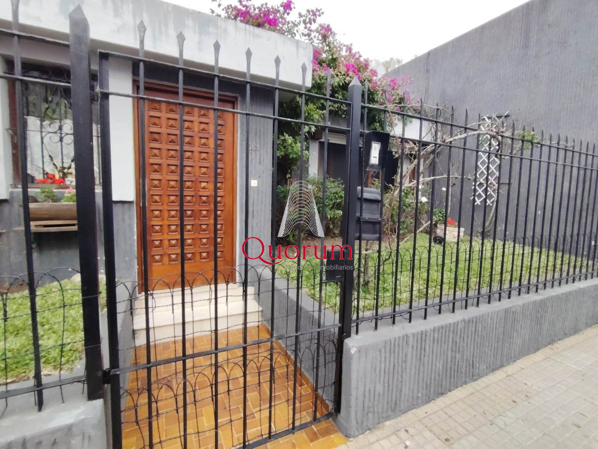 Casa ID.500 - Venta casa 3 dormitorios 2 baños y apartamento con entrada independiente en el centro de Maldonado Maldonado