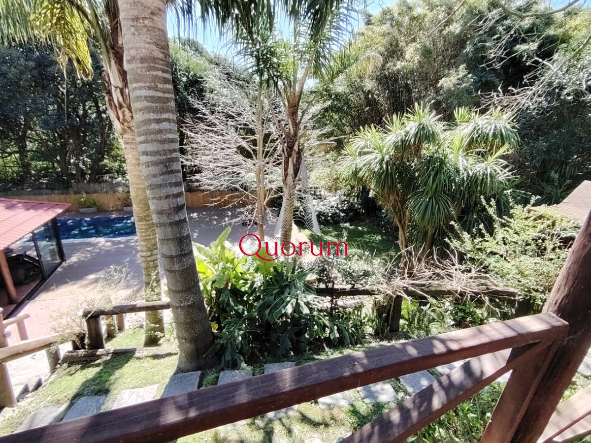 Casa ID.512 - Venta Casa 6 dormitorios Playa Mansa Punta del Este Uruguay