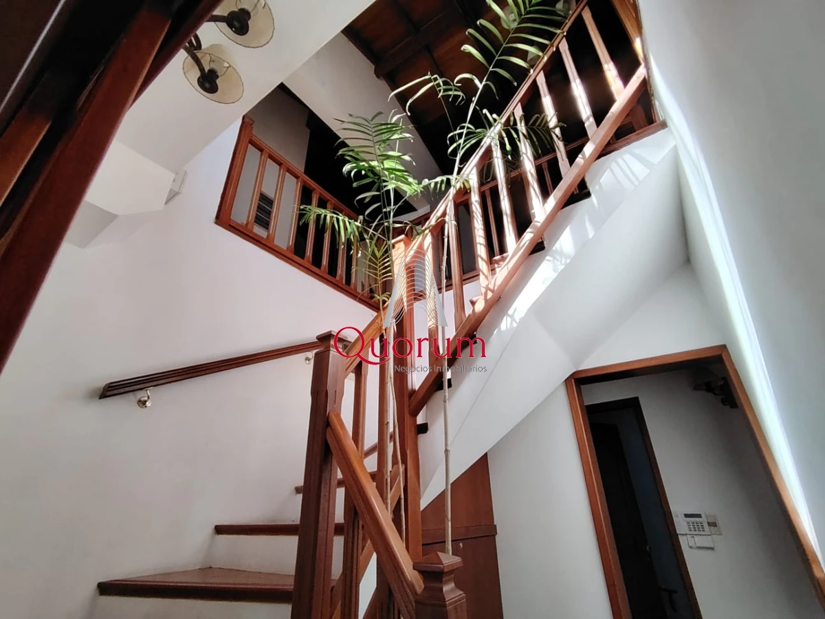 Casa ID.512 - Venta Casa 6 dormitorios Playa Mansa Punta del Este Uruguay