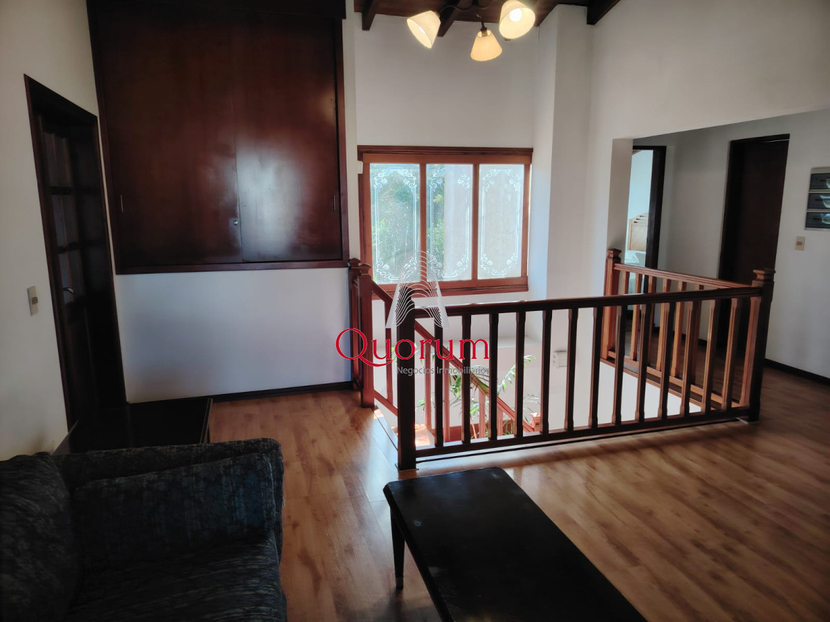 Casa ID.512 - Venta Casa 6 dormitorios Playa Mansa Punta del Este Uruguay