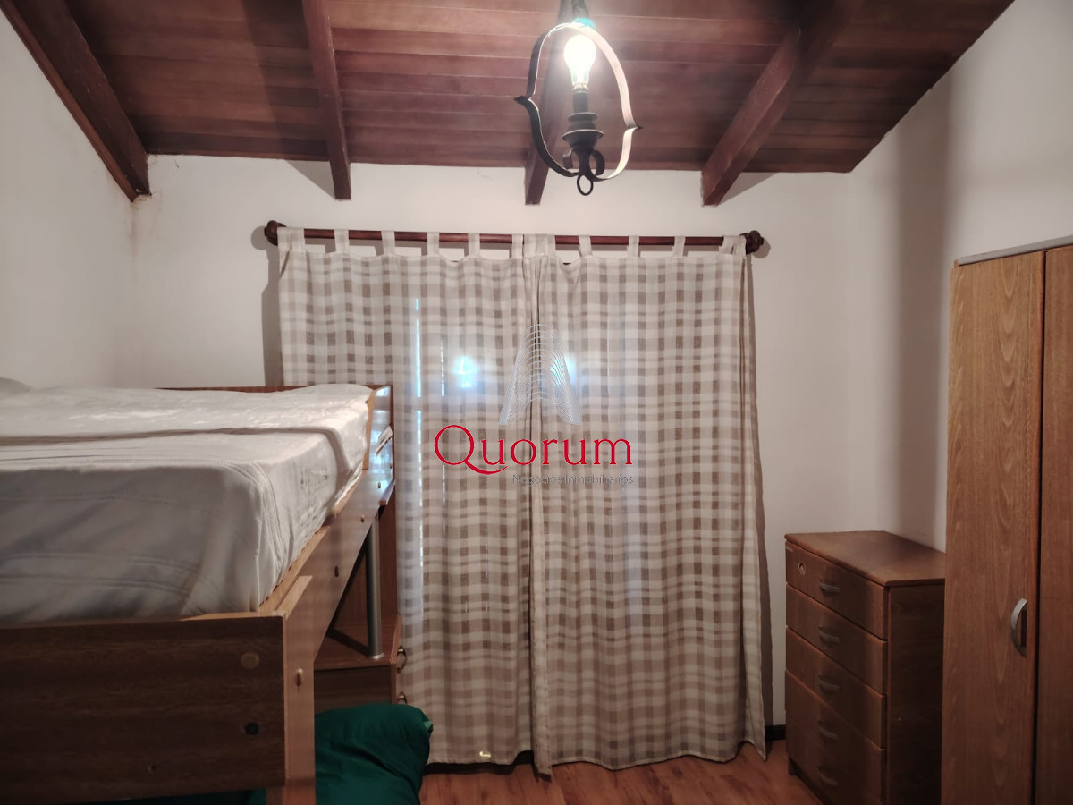 Casa ID.512 - Venta Casa 6 dormitorios Playa Mansa Punta del Este Uruguay