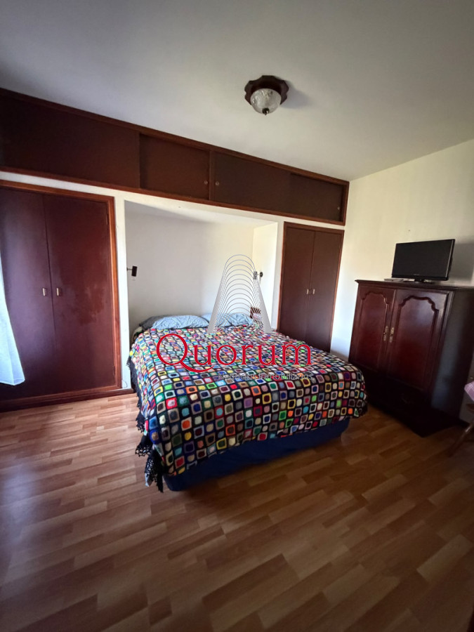 Casa ID.512 - Alquiler temporario Casa 5 dormitorios  Playa Mansa Punta del Este Uruguay 
