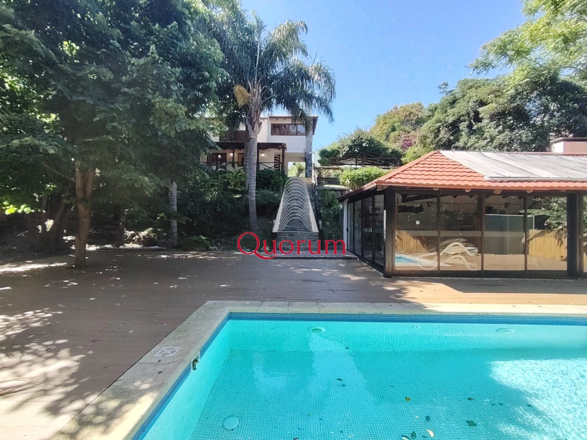 Casa ID.512 - Venta Casa 6 dormitorios Playa Mansa Punta del Este Uruguay