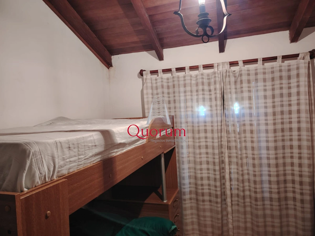 Casa ID.512 - Venta Casa 6 dormitorios Playa Mansa Punta del Este Uruguay