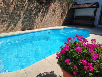 Venta casa 4 dormitorios 3 baños en Malvin Montevideo