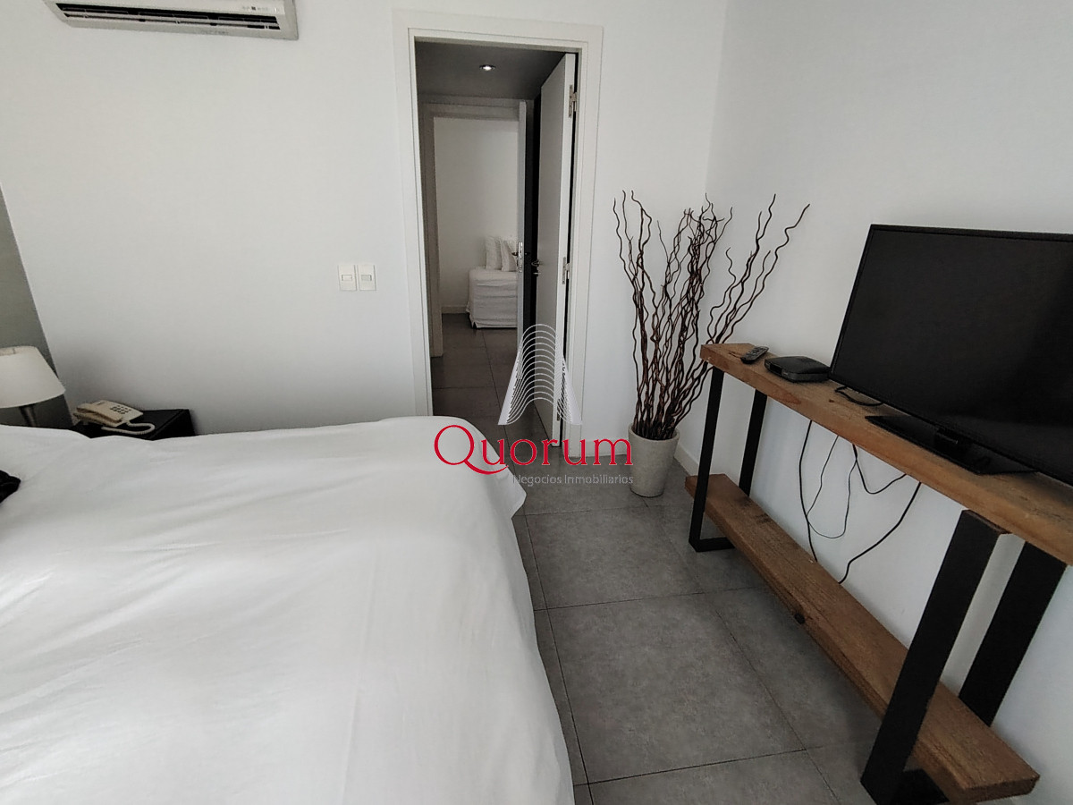 Apartamento ID.474 - Venta apartamento 1 dormitorio y medio Punta del Este