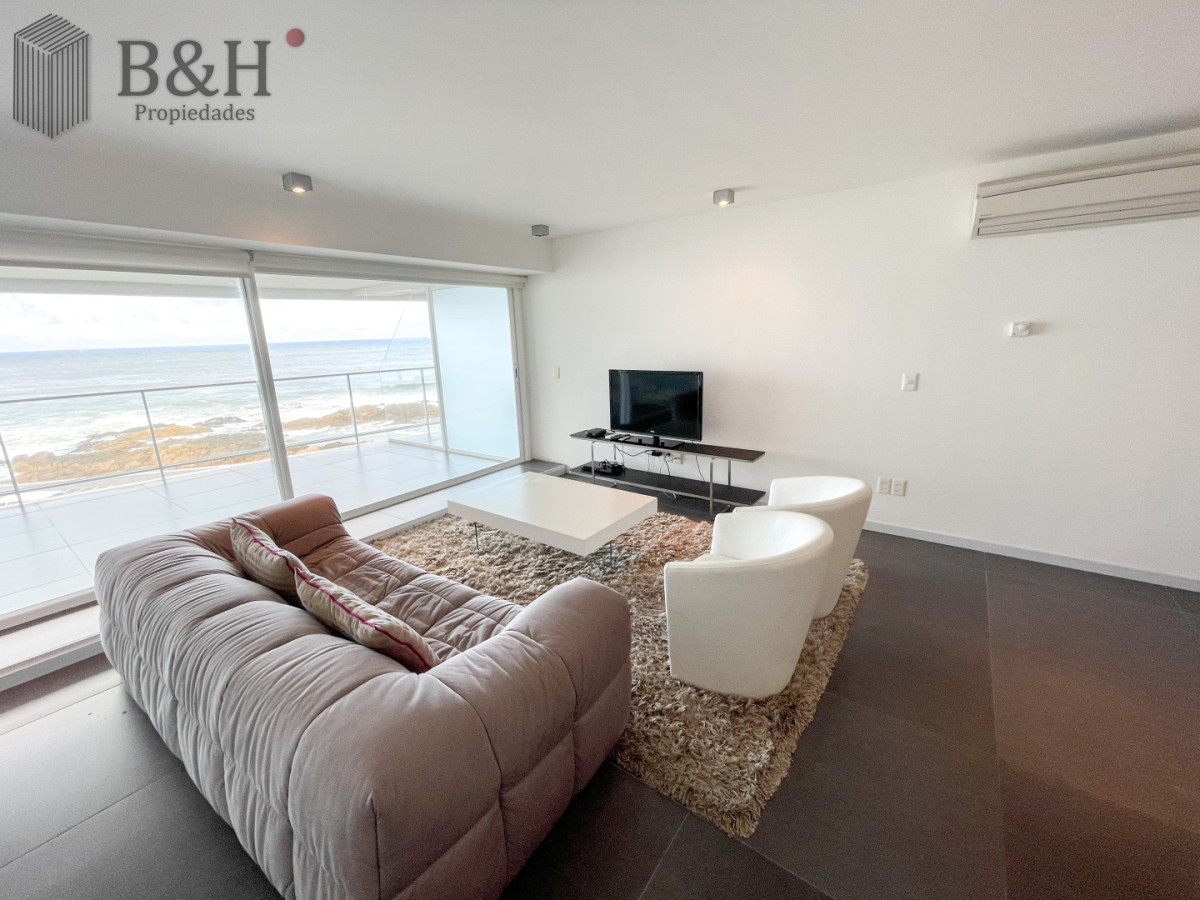 Departamento frente al mar en la península - BYH6748A