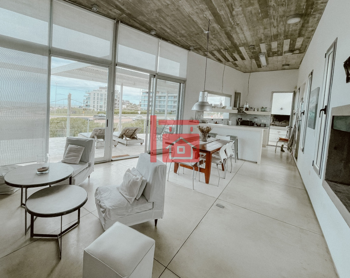 Casa ID.398 - Casa frente al mar en el chorro, manantiales.