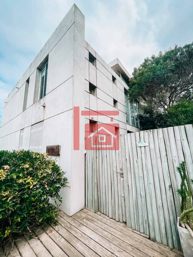 Casa ID.398 - Casa frente al mar en el chorro, manantiales.