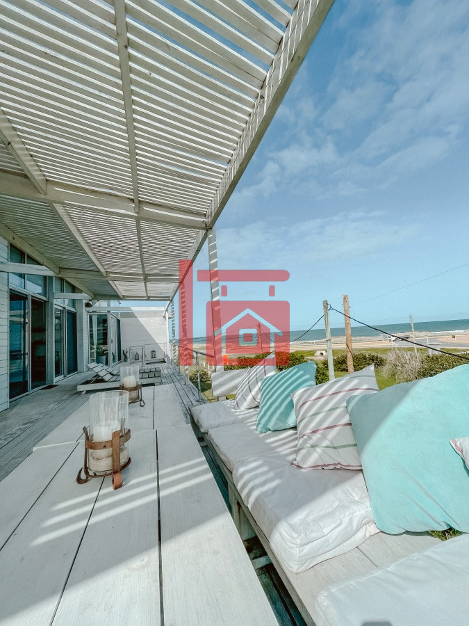 Casa ID.398 - Casa frente al mar en el chorro, manantiales.