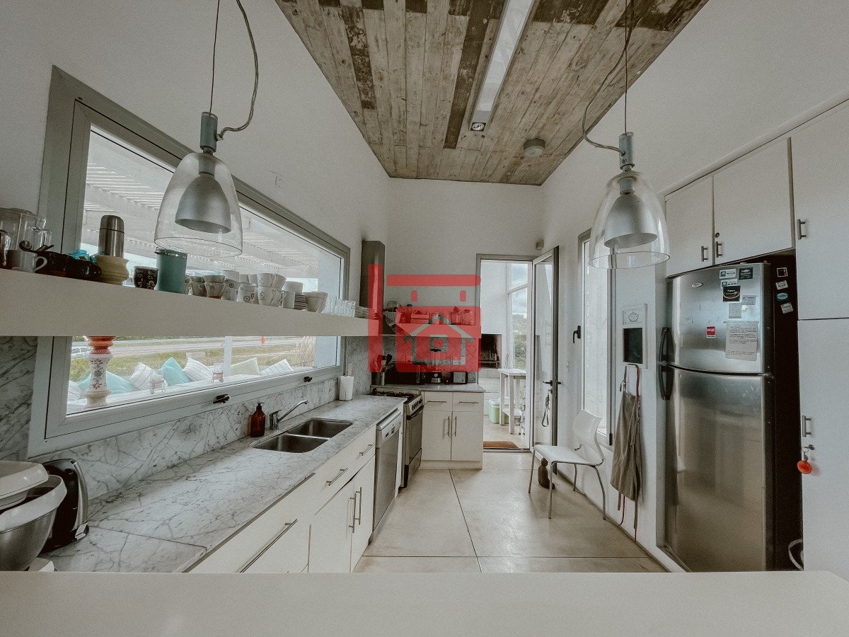 Casa ID.398 - Casa frente al mar en el chorro, manantiales.