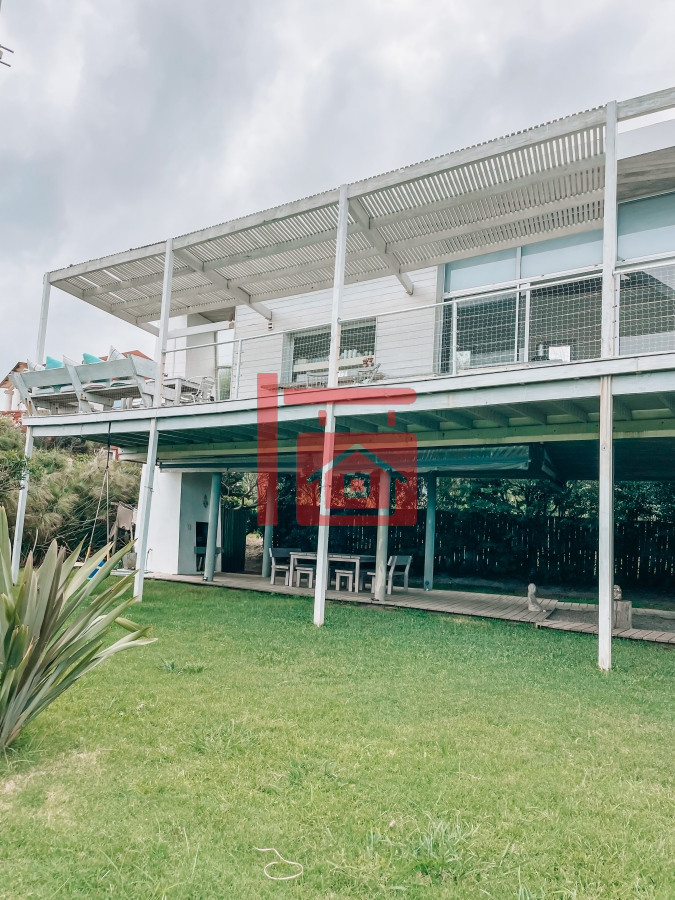 Casa ID.398 - Casa frente al mar en el chorro, manantiales.