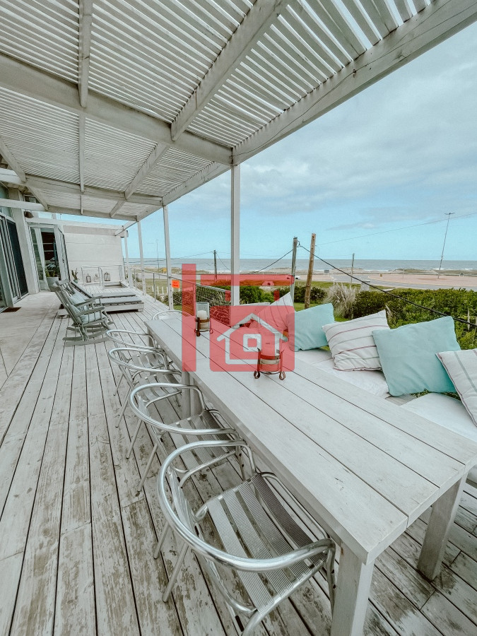 Casa ID.398 - Casa frente al mar en el chorro, manantiales.