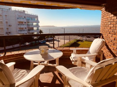 Departamento vista a la mansa. Punta del Este