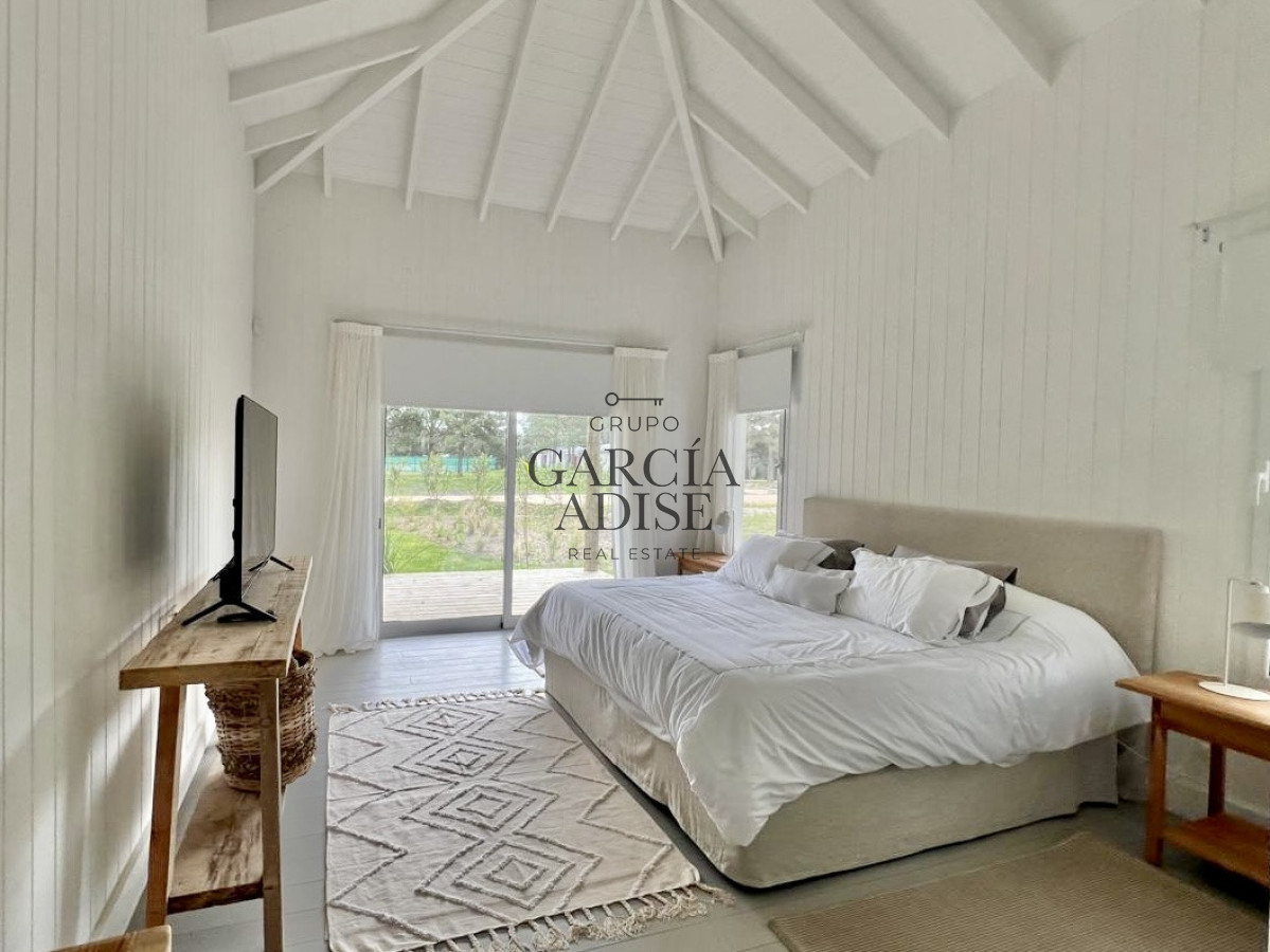 Casa ID.446/ - Casa en La Barra, Don Miguel