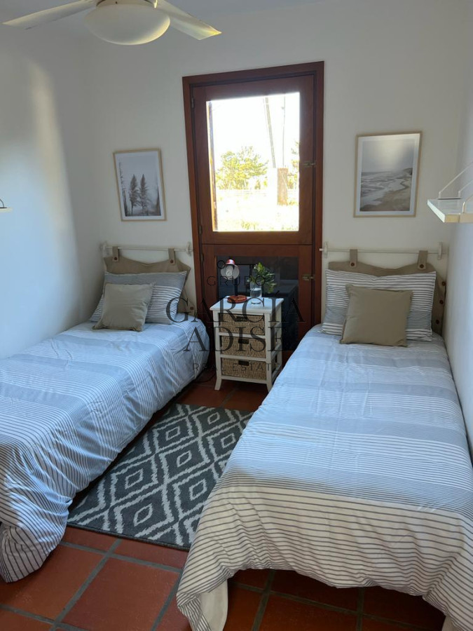 Casa ID.388/Casa-a-una-cuadra-de-Playa-la-Juanita - Casa a una cuadra de Playa la Juanita