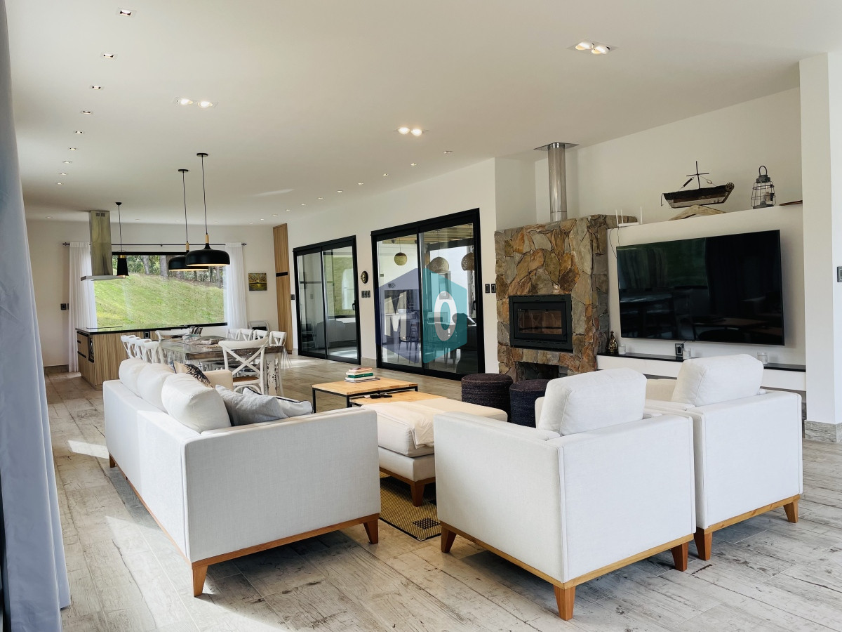 Casa ID.775 - Hermosa casa en Acres de Solanas