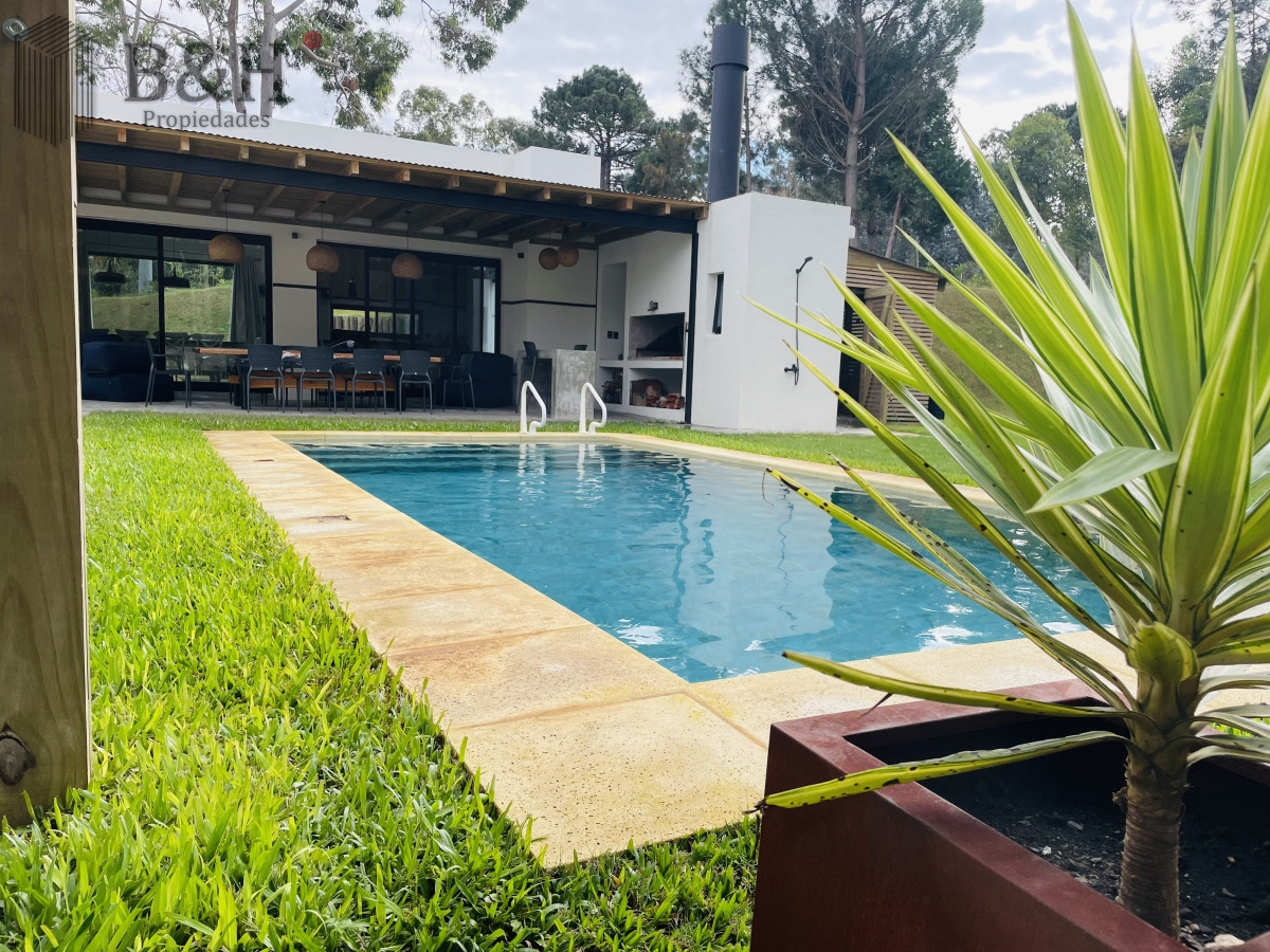 Casa ID.3046 - Hermosa casa en Acres de Solanas