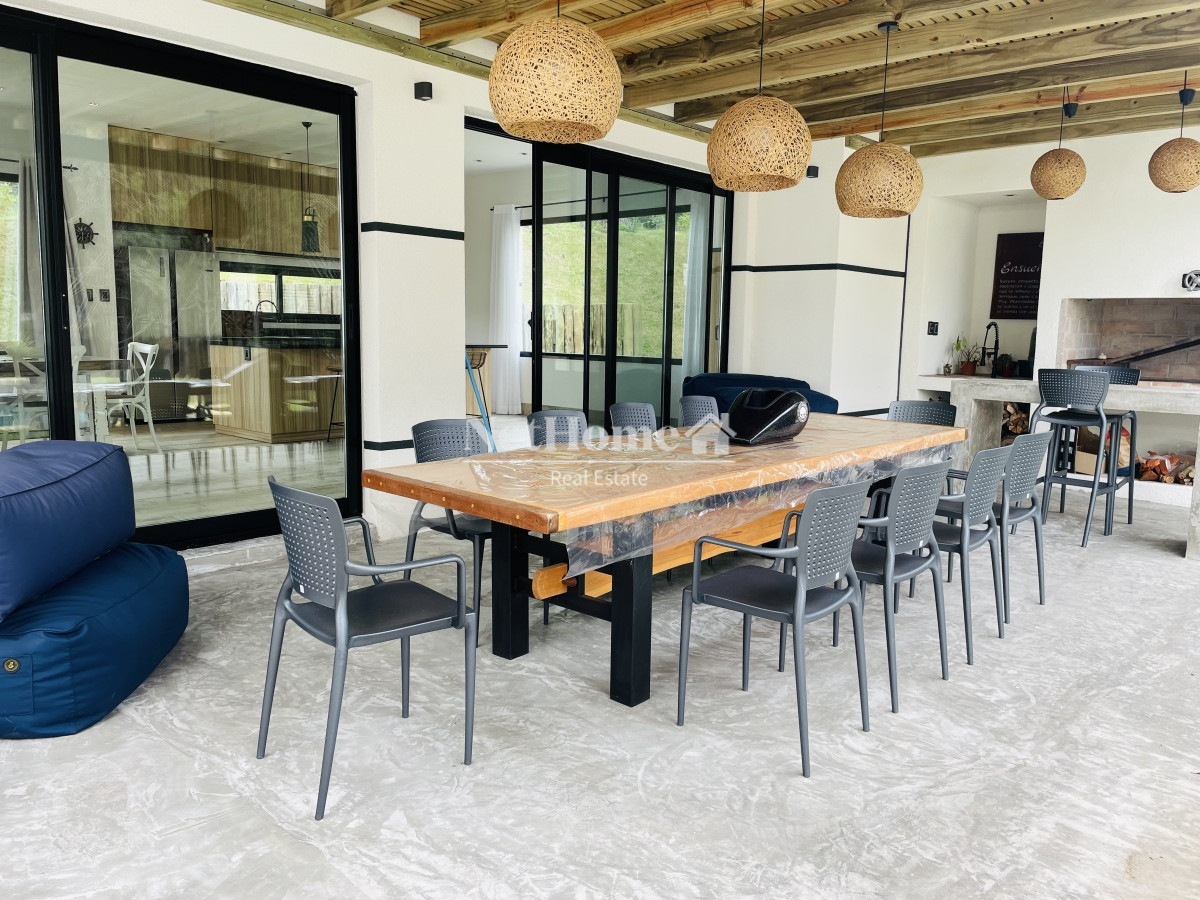 Casa ID.656 - Hermosa casa en Acres de Solanas