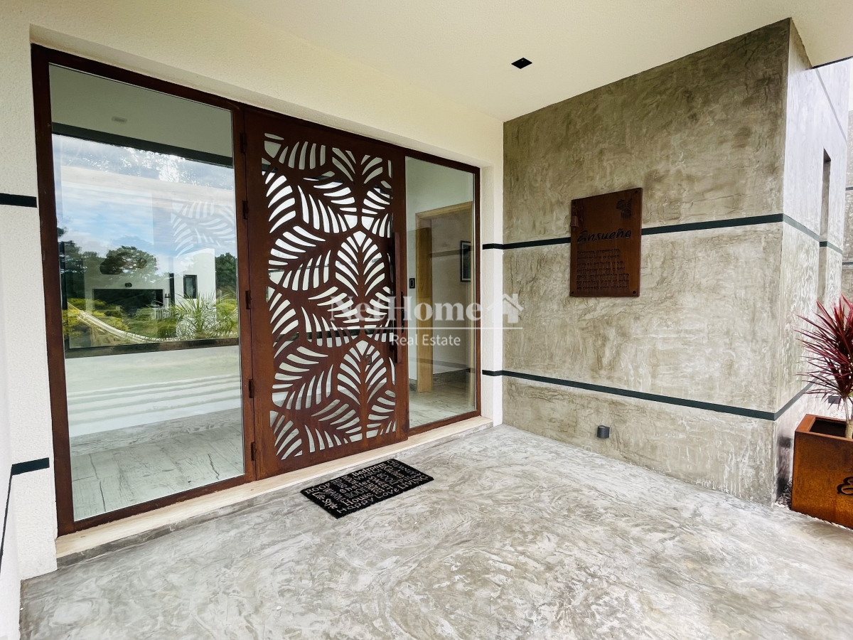 Casa ID.656 - Hermosa casa en Acres de Solanas