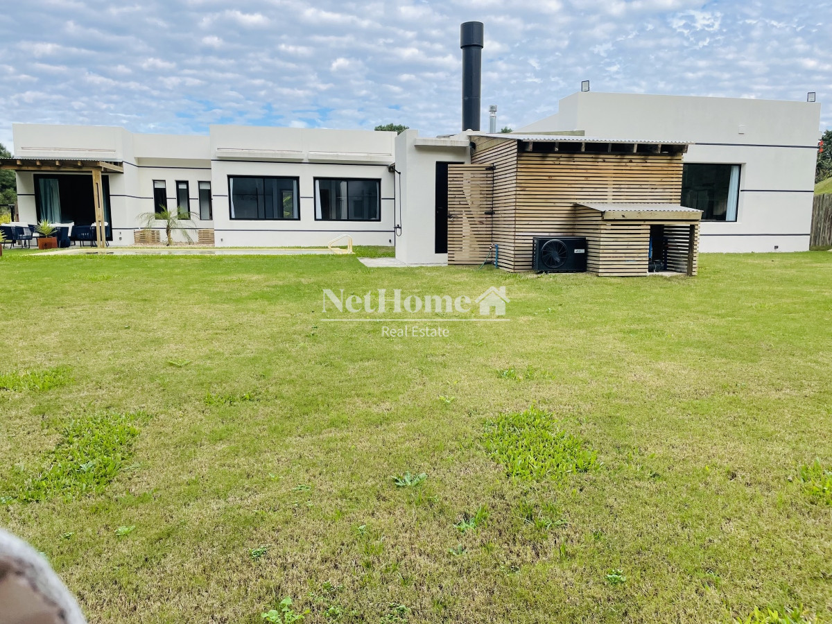 Casa ID.656 - Hermosa casa en Acres de Solanas