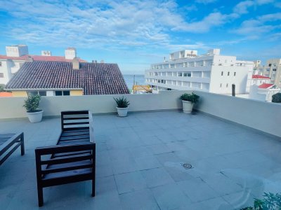 alquiler de oficina con vista 360º en punta del este - ccp37781l