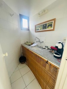 alquiler de oficina con vista 360º en punta del este - ccp37781l