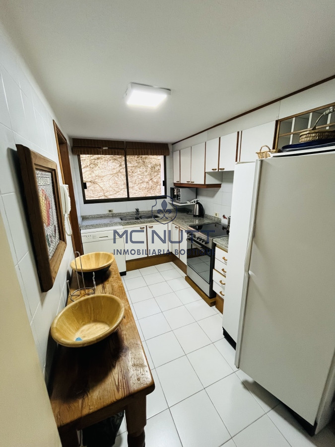 Apartamento Ref.594/ - Apartamento en Punta del Este, Punta del Este