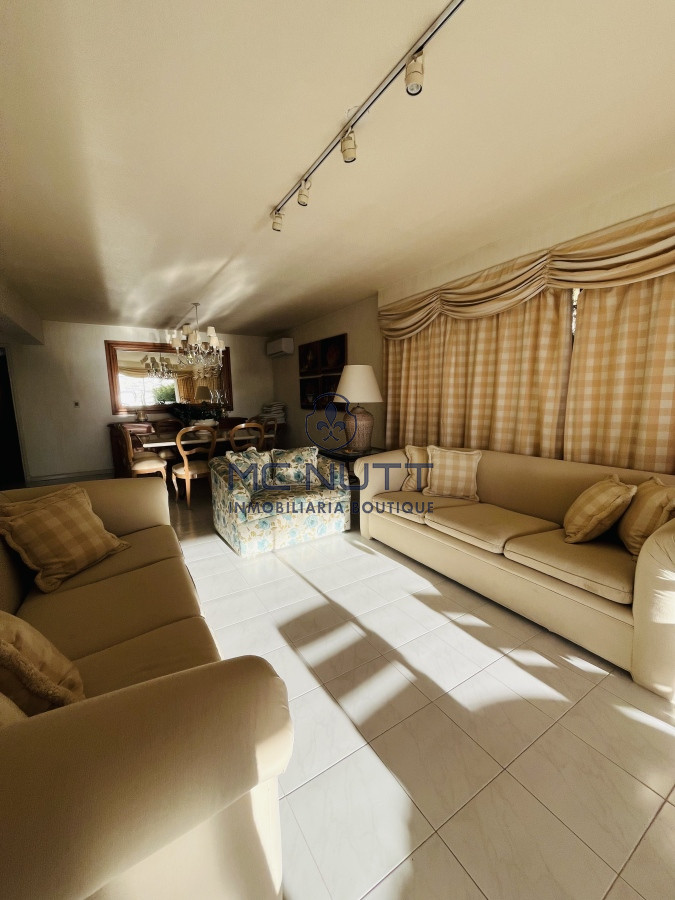 Apartamento Ref.594/ - Apartamento en Punta del Este, Punta del Este