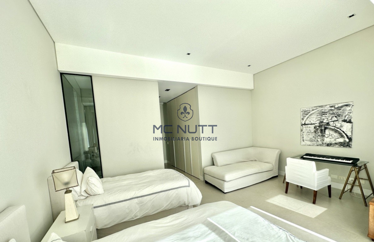 Apartamento Ref.640/ - Unidad en edificio único y de lujo