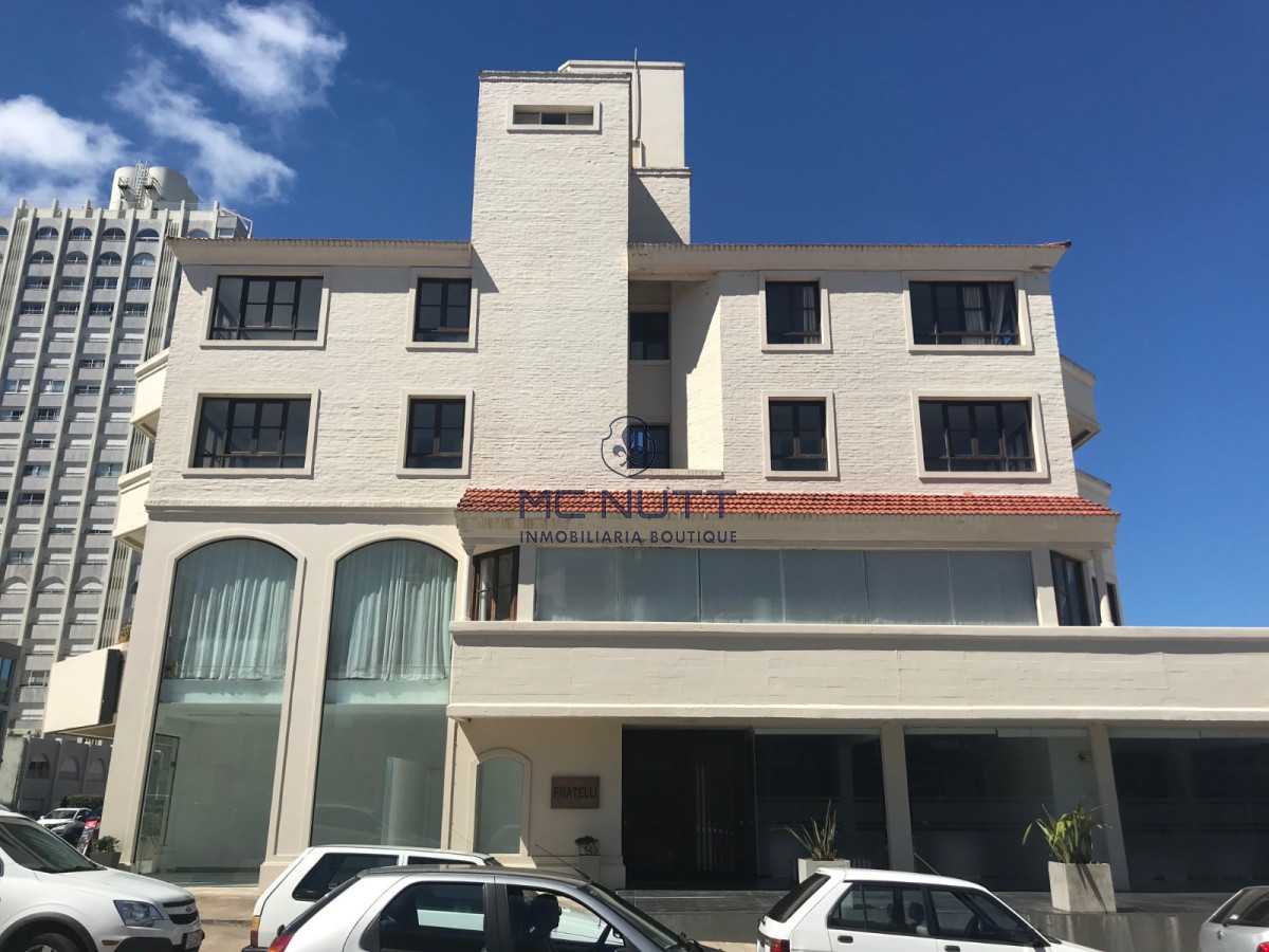 Apartamento Ref.399/ - Edificio Fratelli