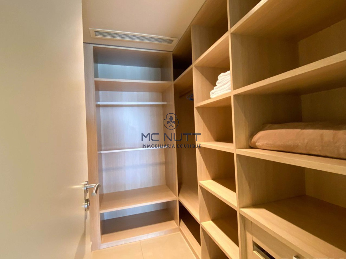 Apartamento Ref.697/ - Excepcional Penthouse en mansa