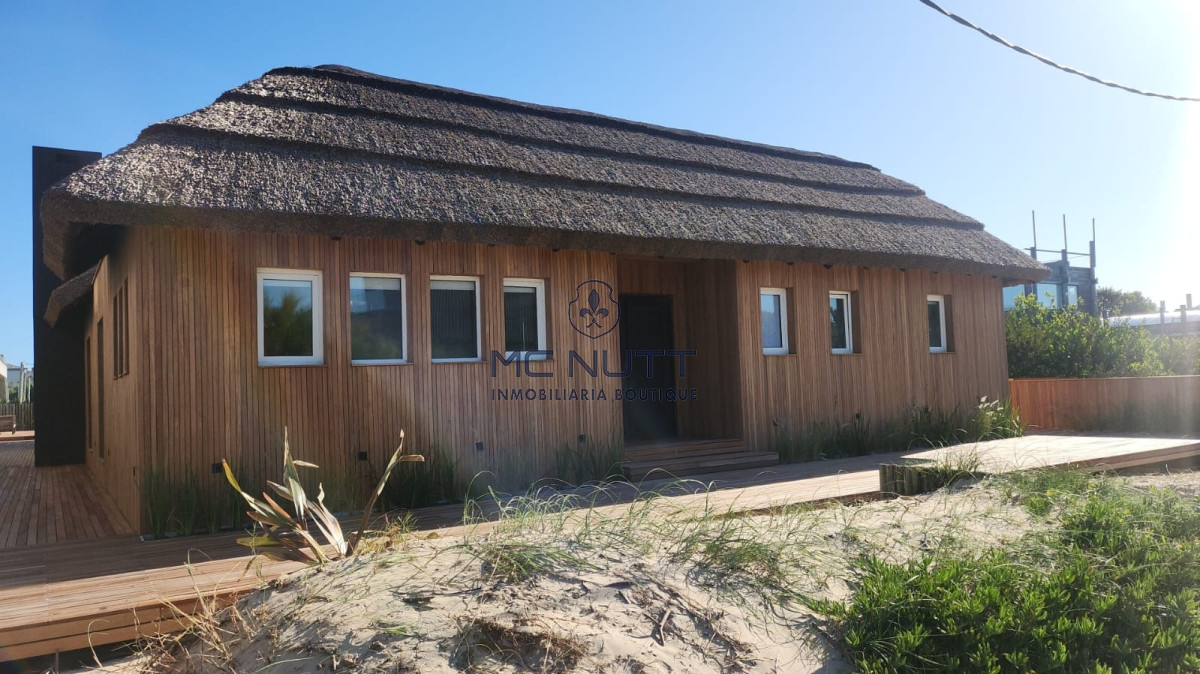 Casa ID.803/ - CASA FRENTE AL MAR JOSE IGNACIO