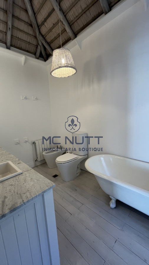 Casa ID.803/ - CASA FRENTE AL MAR JOSE IGNACIO