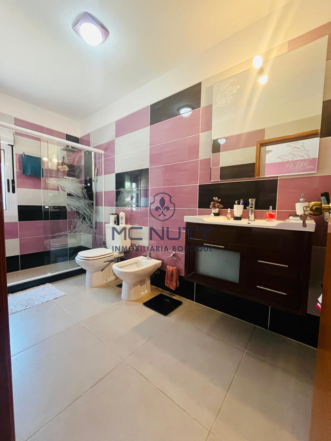 Casa ID.708/ - Casa en venta en Pinares