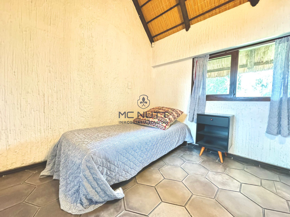 Casa ID.384/ - Amplia casa a 200 metros del mar