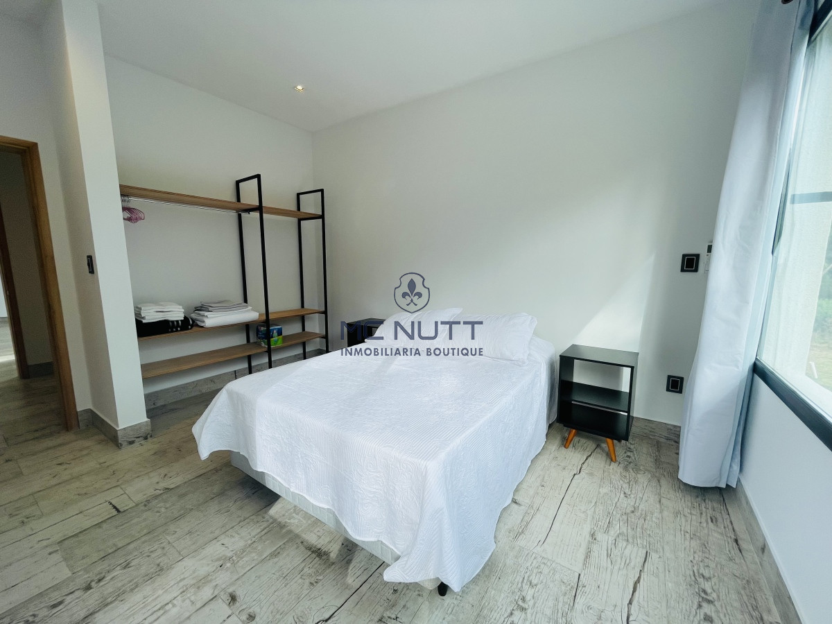 Casa ID.616/ - Hermosa casa en Acres de Solanas