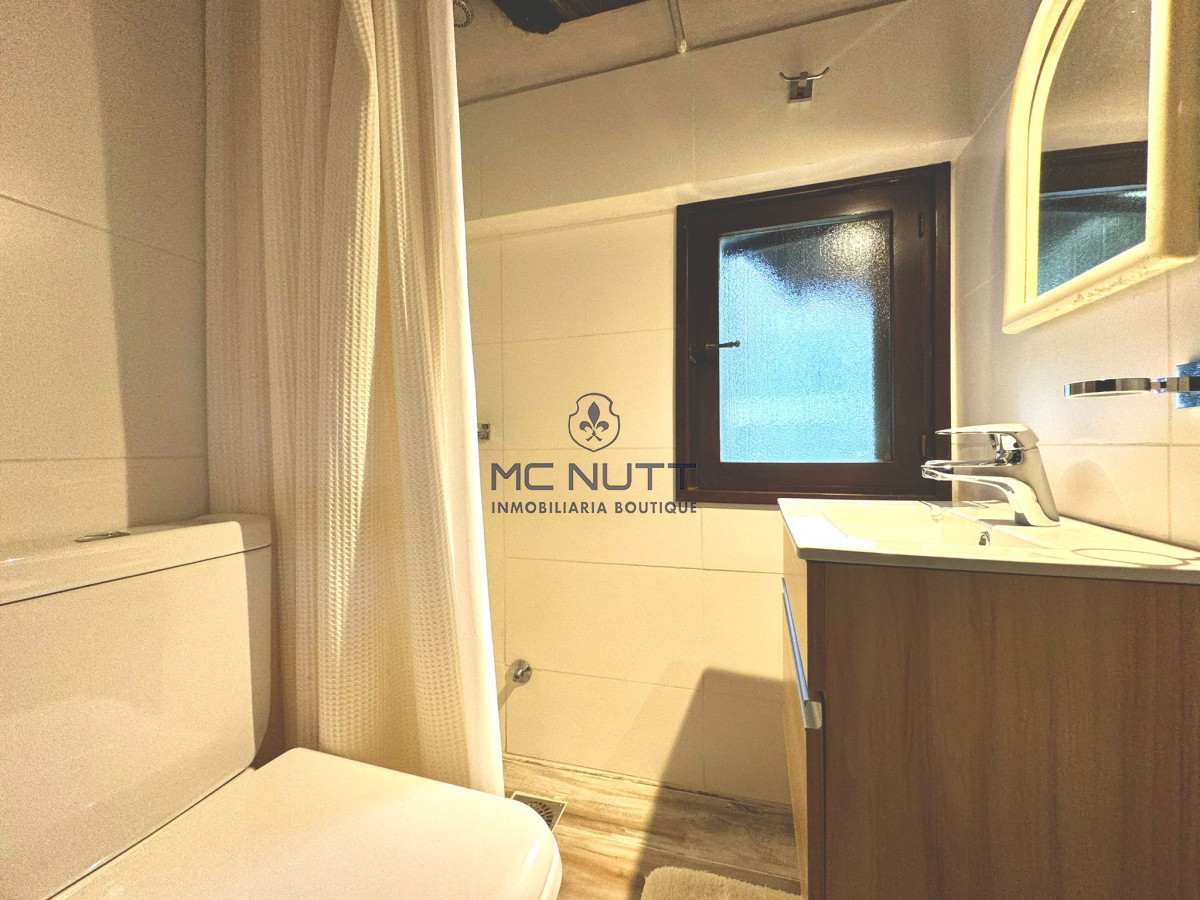 Casa ID.384/ - Amplia casa a 200 metros del mar