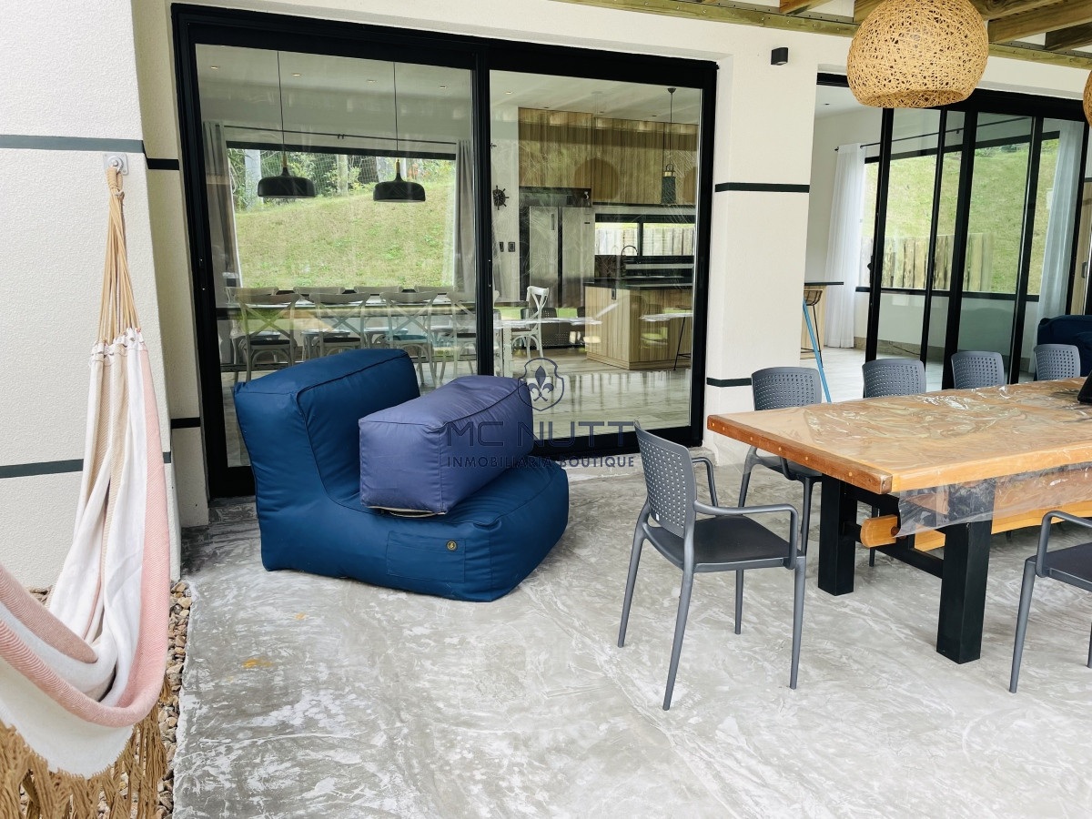 Casa ID.616/ - Hermosa casa en Acres de Solanas