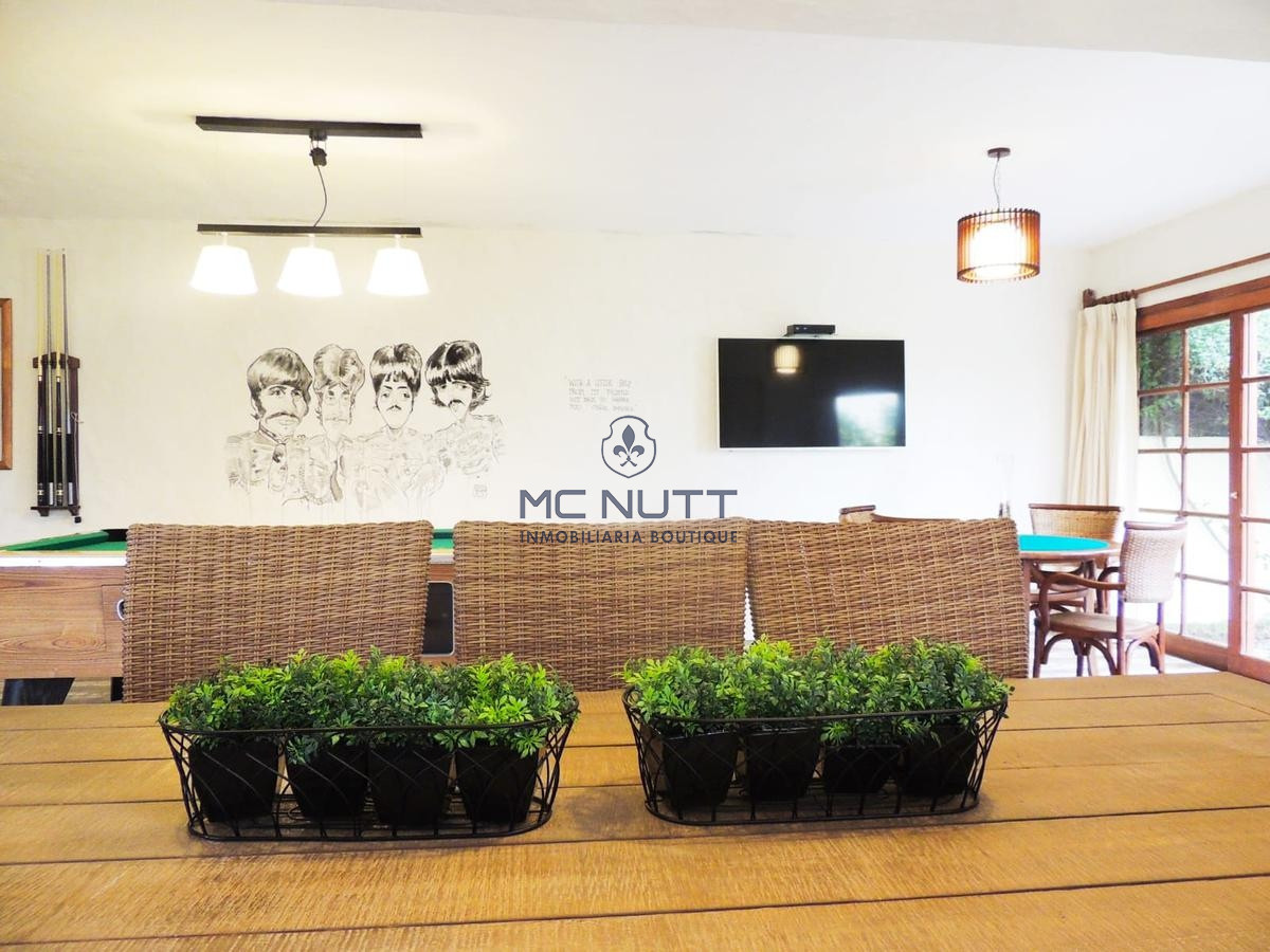 Casa ID.622/ - Casa en venta y alquiler a una cuadra de playa mansa