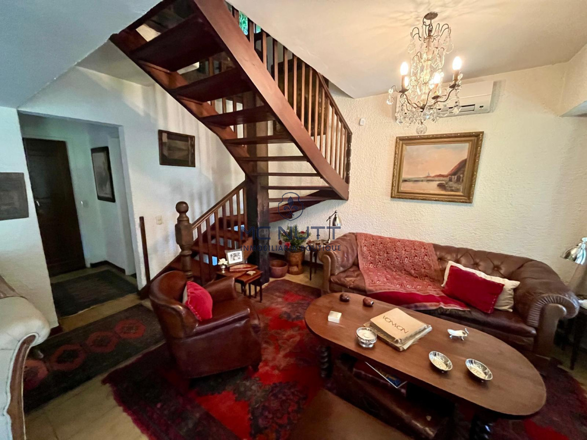 Casa ID.652/ - AMPLIA PROPIEDAD EN VENTA EN MANSA