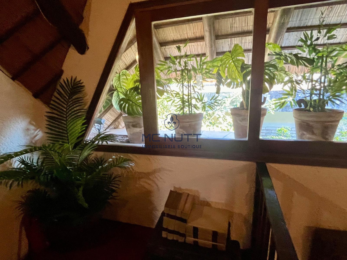Casa ID.652/ - AMPLIA PROPIEDAD EN VENTA EN MANSA