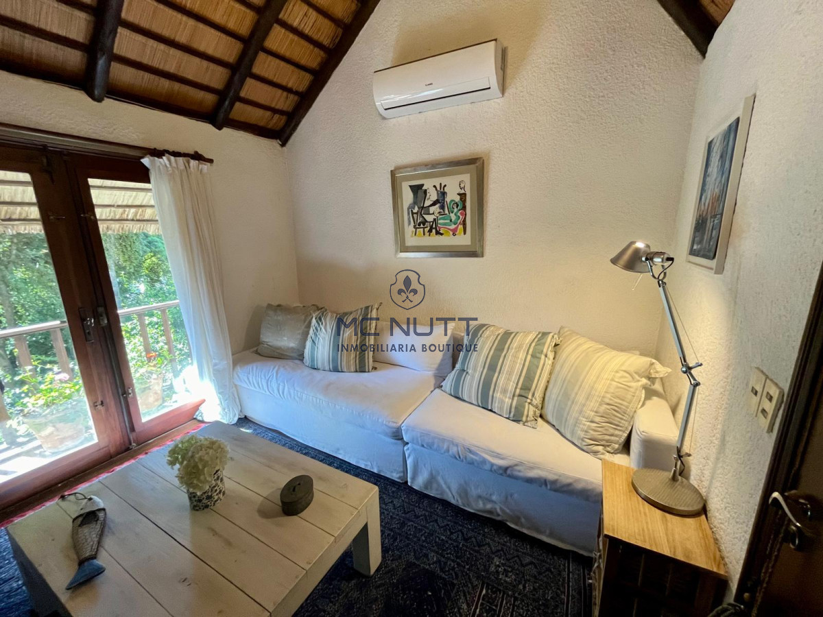 Casa ID.652/ - AMPLIA PROPIEDAD EN VENTA EN MANSA