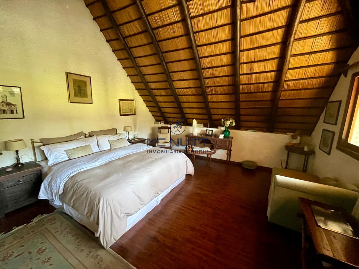 Casa ID.652/ - AMPLIA PROPIEDAD EN VENTA EN MANSA