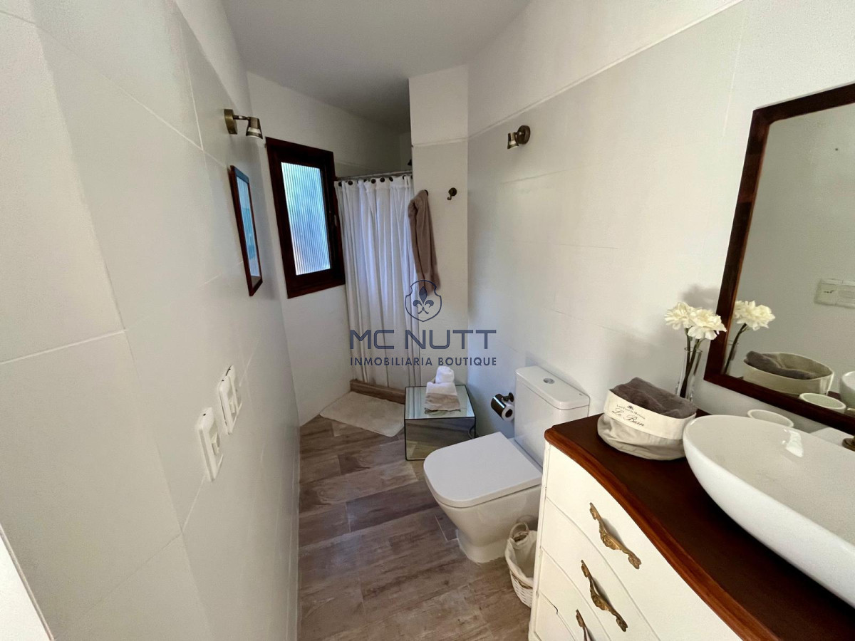 Casa ID.652/ - AMPLIA PROPIEDAD EN VENTA EN MANSA