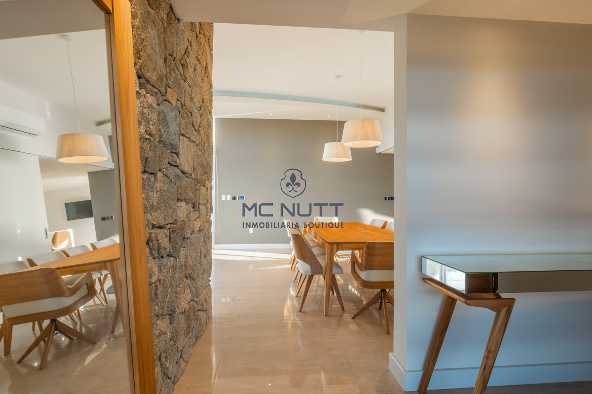 Casa ID.68/ - Casa en  Barrio Privado