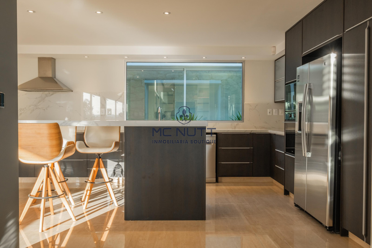 Casa ID.68/ - Casa en  Barrio Privado