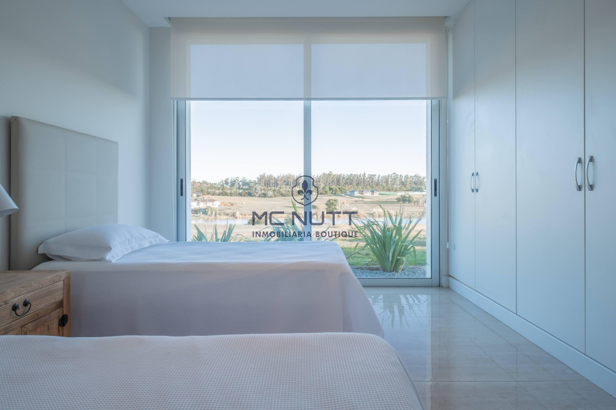 Casa ID.68/ - Casa en  Barrio Privado